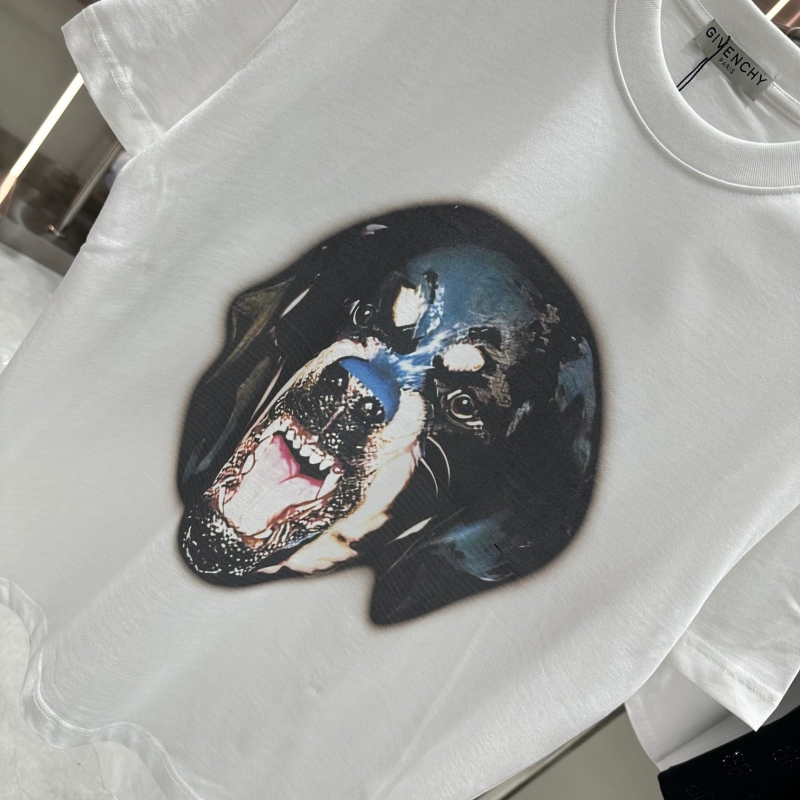 Givenchy T-Shirts